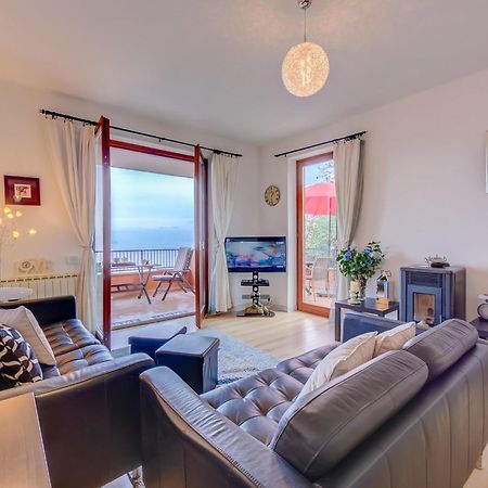 Апартаменти La Bellavista Penthouse Стреза Екстер'єр фото