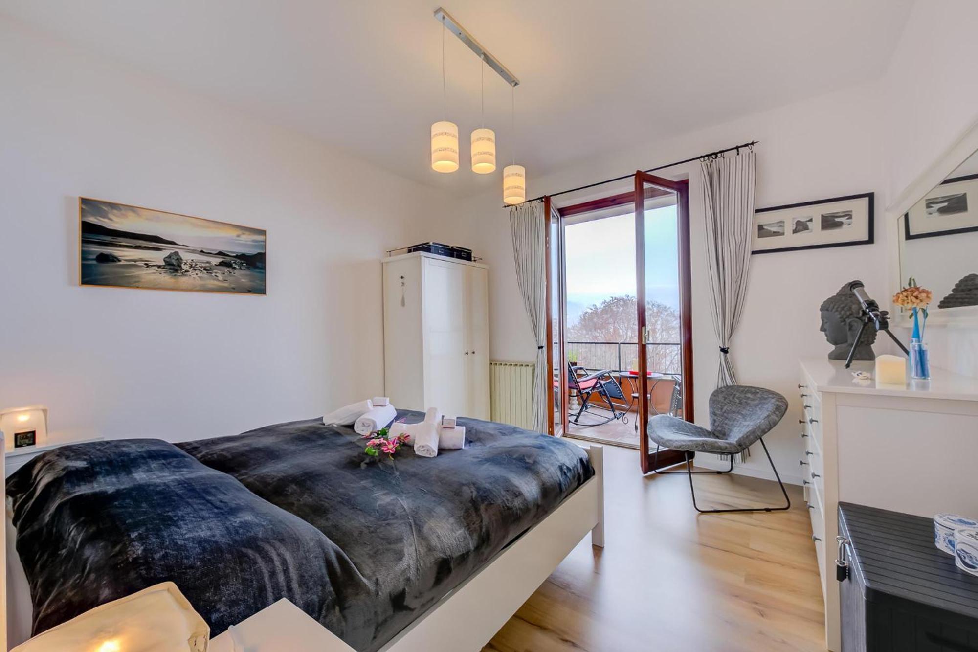 Апартаменти La Bellavista Penthouse Стреза Екстер'єр фото