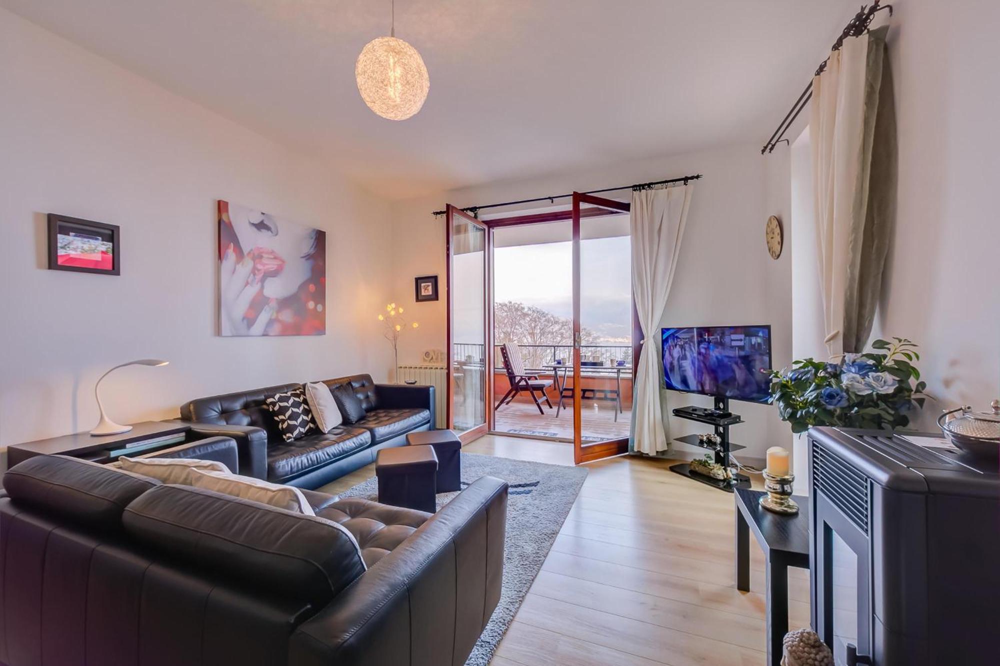 Апартаменти La Bellavista Penthouse Стреза Екстер'єр фото